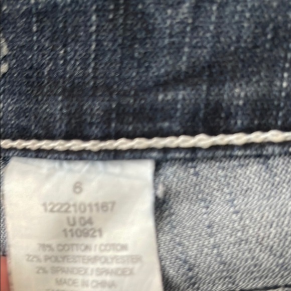 Blue Ankle Cropped Jeans with Contrast Stitching - Picture 9 of 10